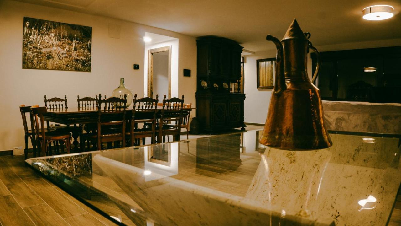 El Aprisco, Con Piscina Climatizada En Hueva-Guadalajara Villa Kültér fotó